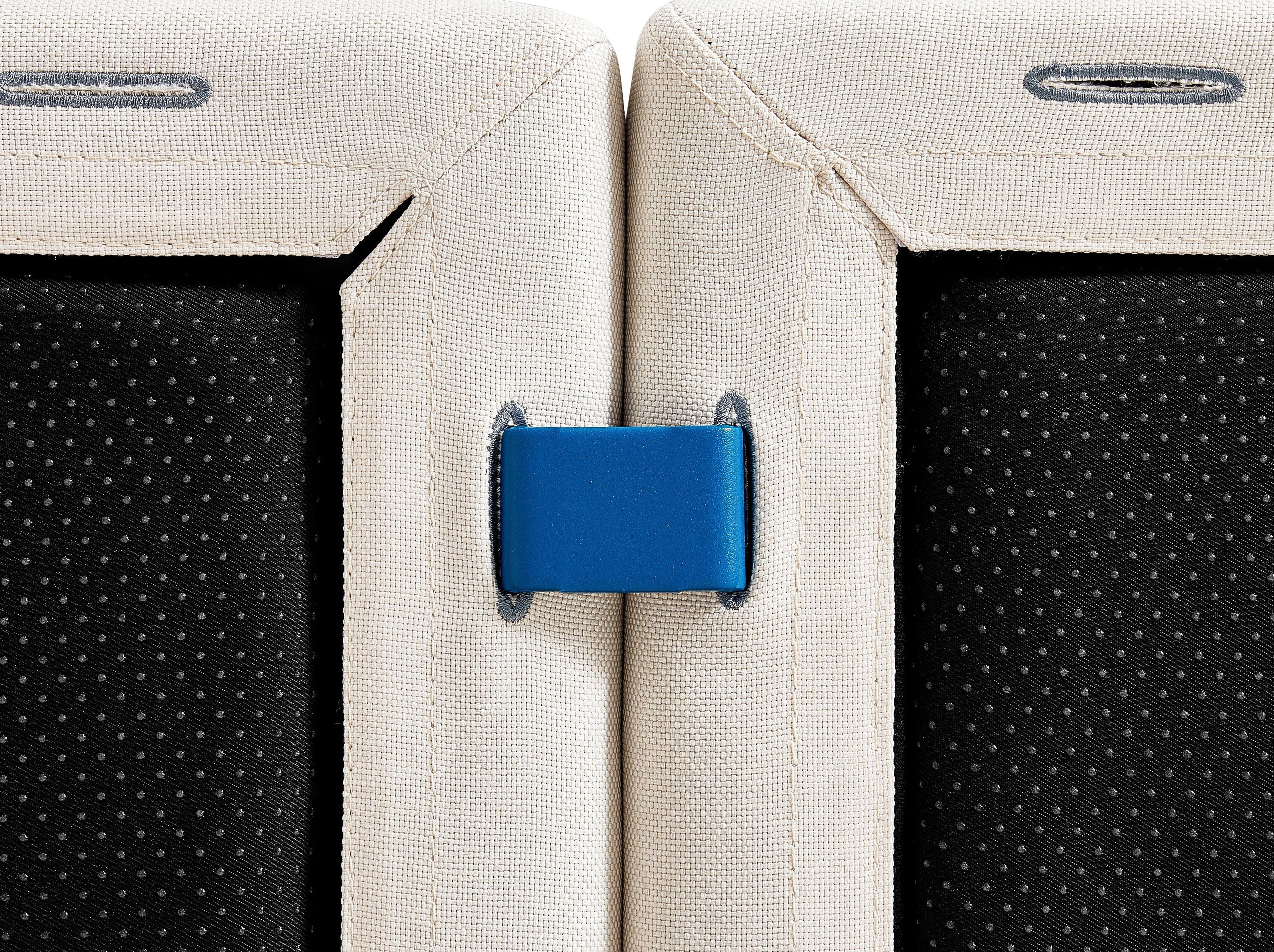 RUBIK III  6 Seats with 2 Ottomans